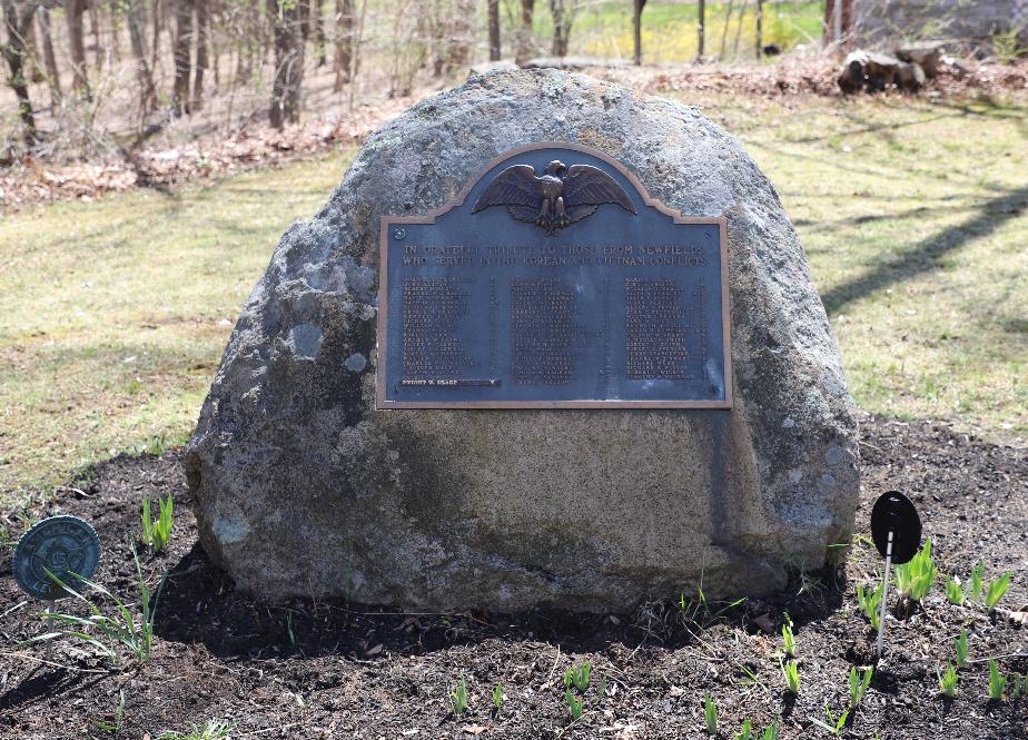 Newfields New Hampshire Korean & Vietnam  Veterans Memorial