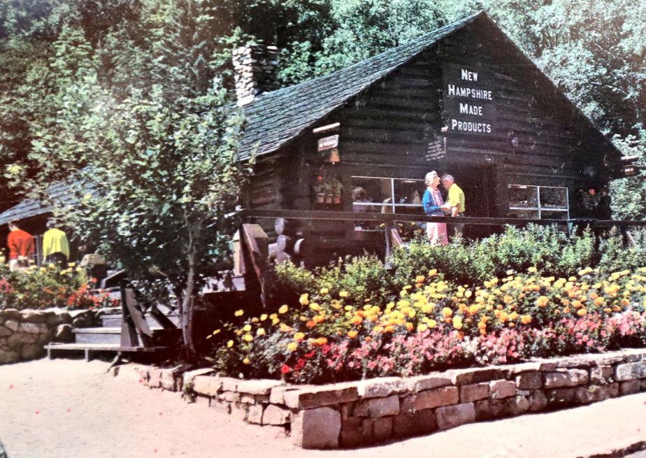 Willey House Gift Shop - Crawford Notch