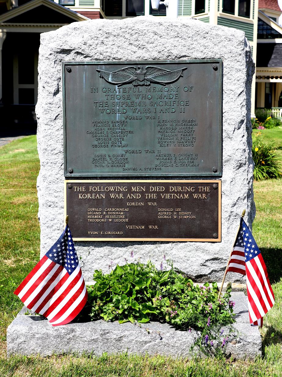Littleton New Hampshire World War II and Vietnam War Veterans Memorial