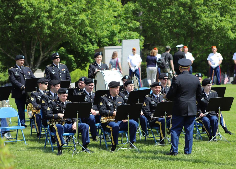 NH State Veterans Cemetery Memorial Day 2022 NH 39th Army Band