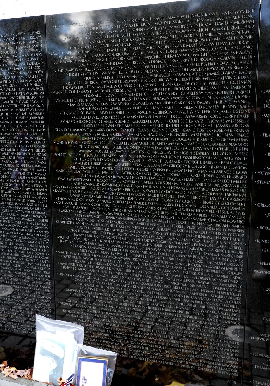 Vietnam Memorial Wall Panel W-38 Darwin James Delano Line 65 Hinsdale NH Vietnam War Casualty