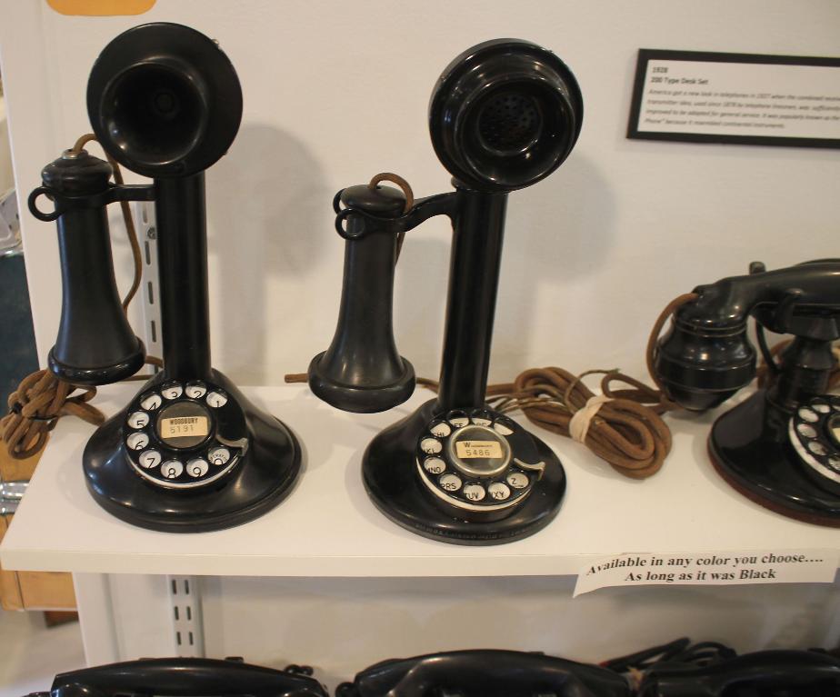 New Hampshire Telephone Museum - Automation