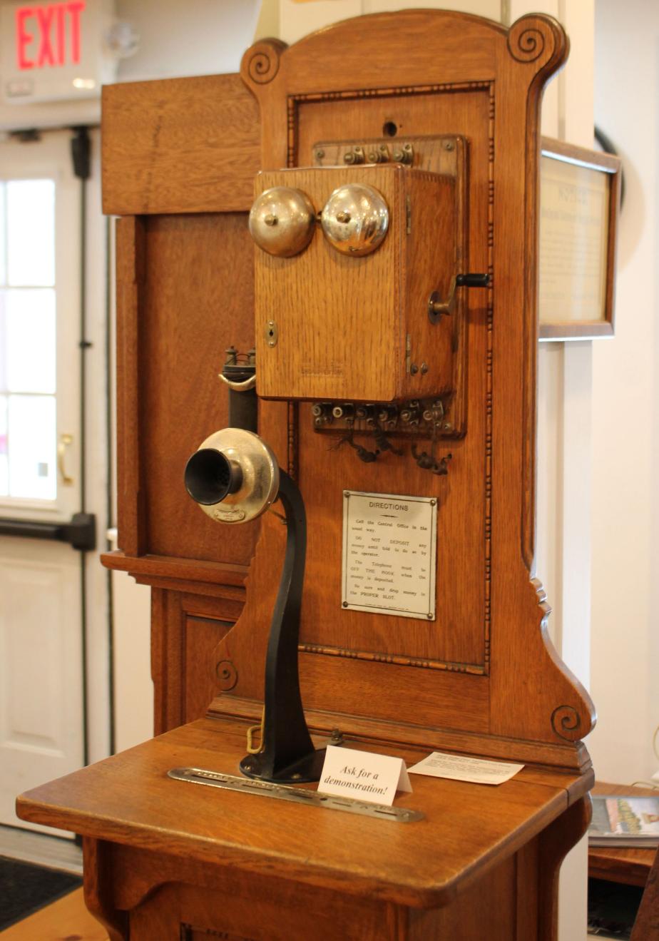 New Hampshire Telephone Museum - The Switchboard