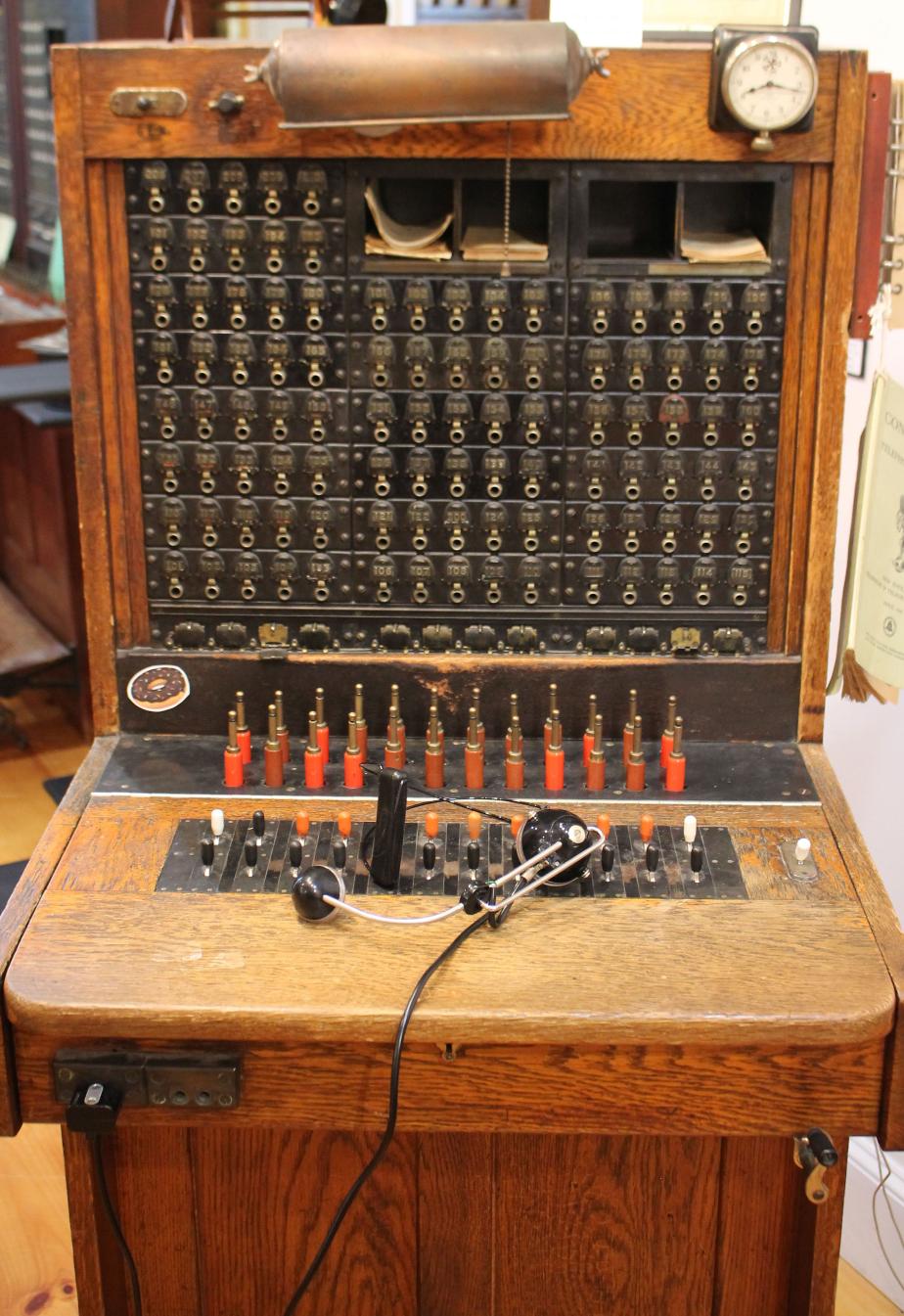 New Hampshire Telephone Museum - The Switchboard