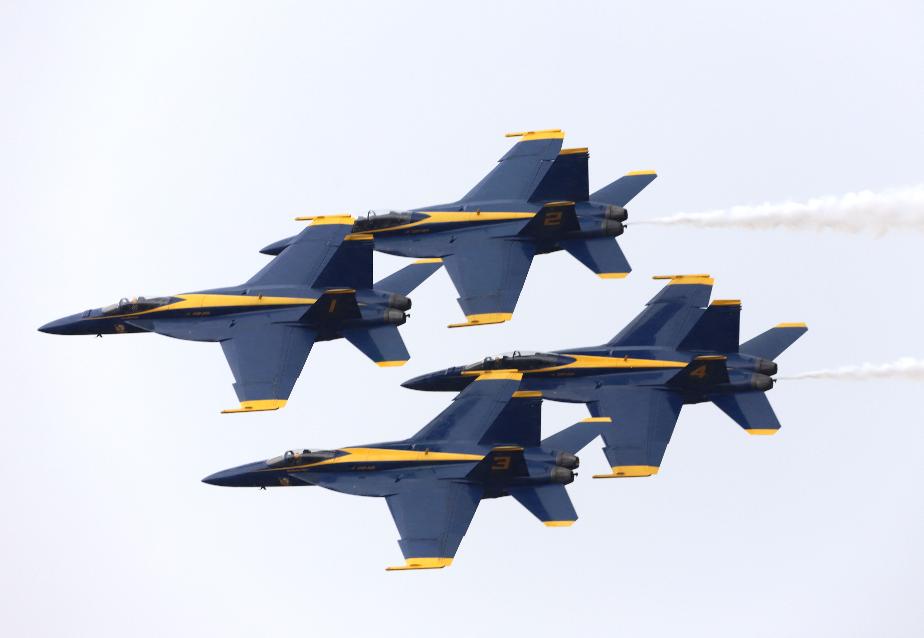 Thunder Over New Hampshire 2025 Airshow - US Navy Blue Angels 